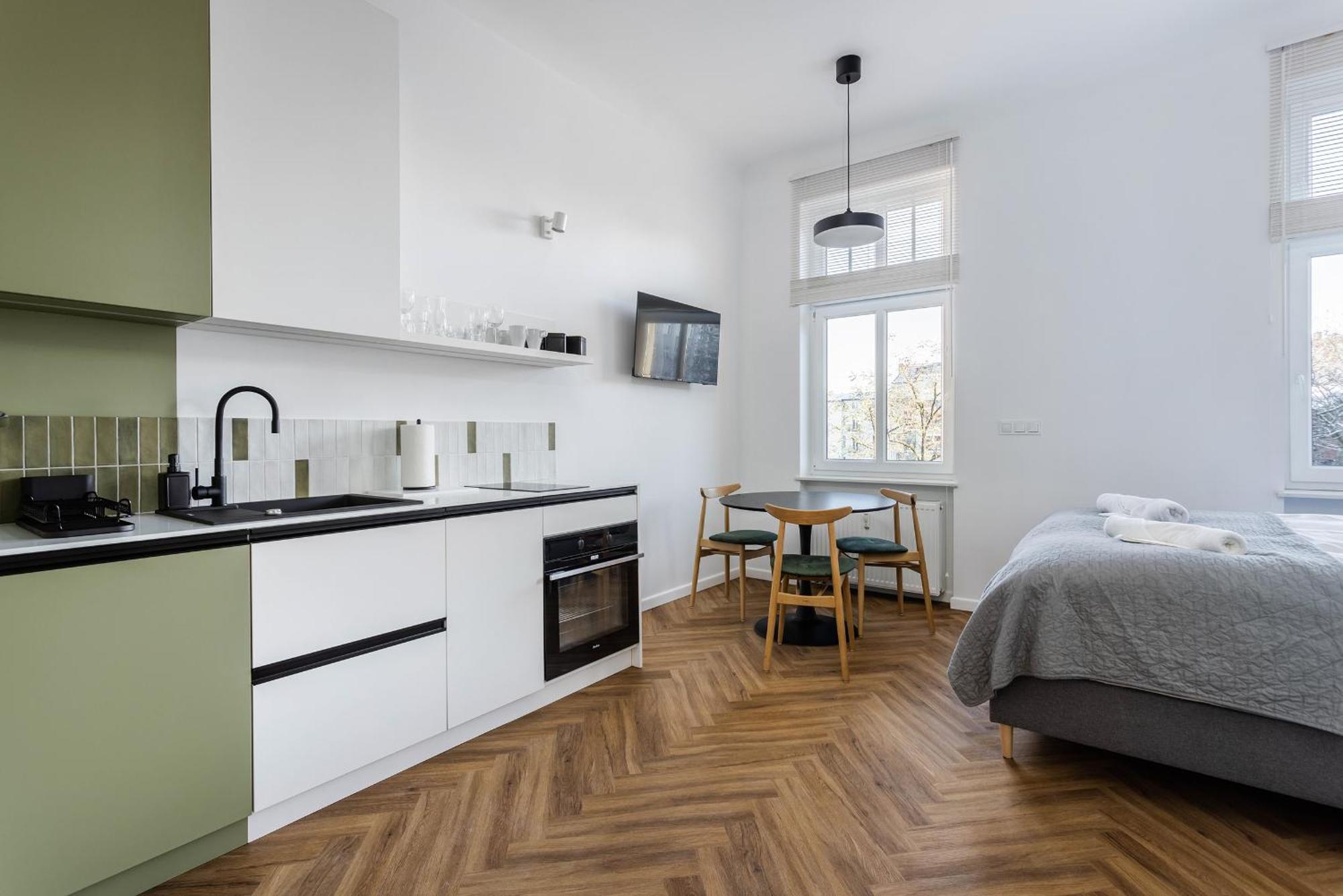 Nowoczesne I Stylowe Studia Very Berry W Poznaniu By Noclegi Renters Exterior foto